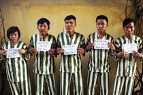 No hang chuc phat sung, bat soi bac cua giang ho Tai 'seo' hinh anh
