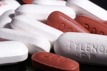 Tre co nguy co giam chu y va tri nho khi me dung tylenol luc mang thai hinh anh
