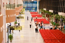 Nha thau nao thi cong mai nha ga T3 Tan Son Nhat? hinh anh