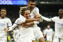 Real thắng ngược Sociedad 4-1