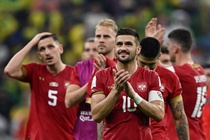 FIFA dieu tra Serbia hinh anh