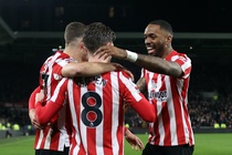 Hiện tượng sở hữu chuỗi 12 trận bất bại tại Premier League mùa này