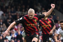 Man City chiếm ngôi đầu của Arsenal