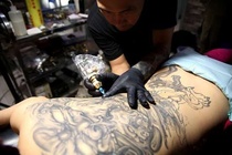Hinh xam anh huong nhu the nao toi suc khoe? hinh anh