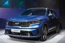 Kia Sorento Hybrid có giá từ 1,4 tỷ đồng