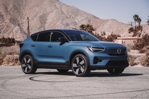 Volvo trieu hoi xe vi loi phanh hinh anh