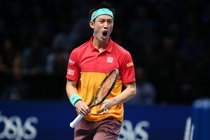 Federer thua trắng Nishikori trong trận ra quân tại ATP Finals