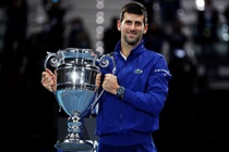 Djokovic nhận danh hiệu kết thúc năm ở ngôi số một thế giới