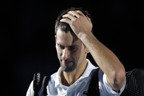 Zverev khiến Djokovic ôm hận tại ATP Finals