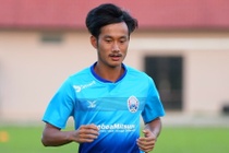 Tuyen Campuchia cong bo 30 cau thu du AFF Cup hinh anh