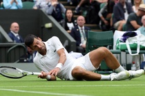 Djokovic nhieu lan truot nga o tran ra quan Wimbledon hinh anh