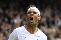 Nadal thắng nhọc trận ra quân Wimbledon
