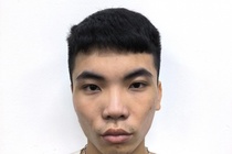 Gia nhan vien ngan hang lua chuyen khoan hinh anh