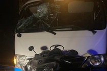 Thieu nien 14 tuoi trom xe khach 30 cho, lai gay tai nan hinh anh