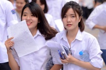 Du thao thi THPT quoc gia: Bung no lo luyen thi trac nghiem hinh anh