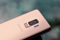 Galaxy S9+ Sunrise Gold: Phien ban hoang kim khac biet hinh anh