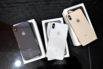 3 phien ban mau sac cua iPhone XS Max tai VN hinh anh