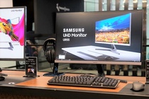 Samsung ra màn hình 4K, chuyên đồ họa, giá 15 triệu đồng ở VN