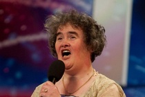 Hien tuong am nhac Susan Boyle doc than, giau co sau 11 nam hinh anh