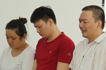 3 anh em ruot gia nguoi nuoc ngoai de lua dao qua mang hinh anh