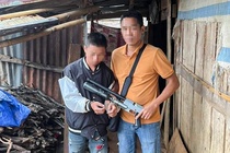 Một người bị bắn gục sau vụ hỗn chiến bằng súng