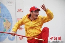 Luc Tieu Linh Dong quyet song chet voi nghiep 'gia khi' hinh anh