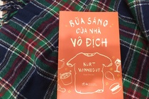 The gioi khoi hai nhung day u toi cua Kurt Vonnegut hinh anh