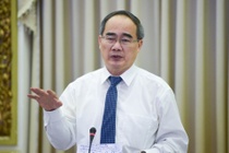 Bi thu Nguyen Thien Nhan: Chuan bi kich ban cho 50 ca nhiem tai TP.HCM hinh anh