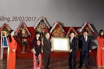 Dai hoc dan lap dau tien dat chuan kiem dinh chat luong hinh anh