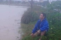 Hang tram ta tom cua nong dan mat trang sau lu o Nghe An hinh anh