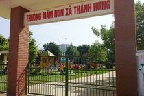 Đồng loạt cho trẻ nghỉ học phản đối xây trạm phát sóng