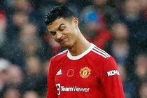 Man United trong cơn hỗn loạn