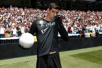 Kiko Casilla Hành trình của một thủ môn tài năng từ Tây Ban Nha