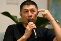 Charlie Nguyen: 'Muon chong toi pham, khong the lam phim ve bong da' hinh anh