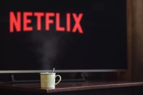 Chia sẻ tài khoản Netflix tại Anh là vi phạm dân sự, hình sự
