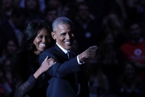 Goc den, chieu tro chinh tri trong mat Michelle Obama hinh anh