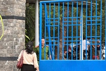 Nghe chong noi 'chem chet cop doi lot nguoi', vo trinh bao cong an hinh anh