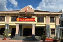 Chu tich tinh va nhieu chu tich huyen o Dak Lak ‘quen’ tiep dan hinh anh