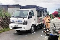 Vu nu sinh tu vong o Vinh Long: Yeu cau xu ly can bo sai pham hinh anh