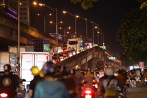 Ha Noi cam, han che xe vao duong Vanh dai 3 doan Big C den Mai Dich hinh anh