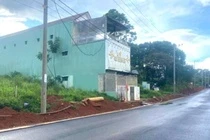 Truy tim nghi pham dam guc hai thanh nien truoc cong quan karaoke hinh anh