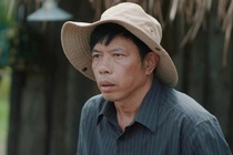 Chi tiết gây tranh cãi trong phim 'Mẹ rơm'