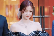 Vi sao nhieu nghe si tre Trung Quoc som bo nghe? hinh anh