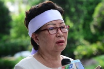 Ong Sau Khai trong ky uc nguoi em gai hinh anh