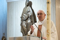Một nhân viên của Giáo hoàng Francis nhiễm Covid-19