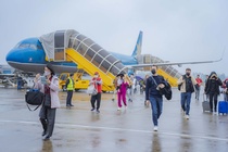 185 du khách xông đất Huế ngày đầu năm