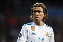 Luka Modric noi got Cristiano Ronaldo sang Serie A? hinh anh