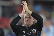 Ghi cu dup, Rooney tro lai manh me tren dat My hinh anh