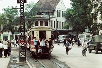 Ảnh chân thực Hà Nội 50 năm trước qua ống kính Thomas Billhardt