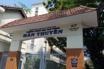 Ky luat canh cao thay giao vang tuc voi hoc sinh hinh anh